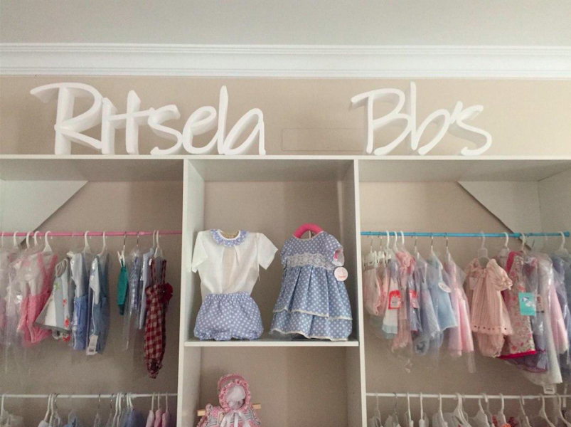 Letras de corcho plas evento huelva comercio tienda ropa bebés